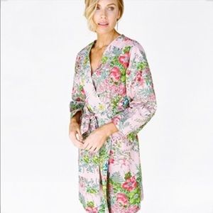 Plum Pretty Sugar Robe